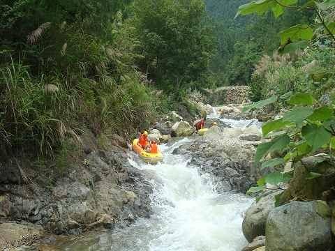 千岛湖龙潭峡谷