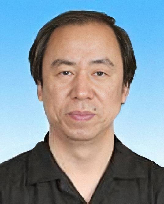 刘侗（第十四届全国政协委员、北京京剧院原院长）