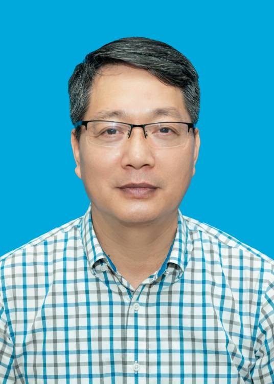 肖卫国(湖南省衡阳市衡南县纪委监委派驻衡南县财政局纪检组组长、县财政局党组成员、二级主任科员)