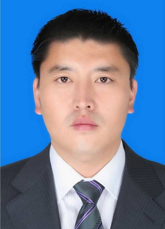 兴安（内蒙古自治区锡林郭勒盟行署原党组成员、副盟长）