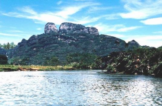 冠豸山