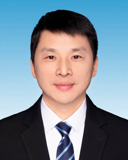 姜华（湖南省张家界市慈利县委副书记、县人民政府党组书记、县人民政府副县长、代理县长）