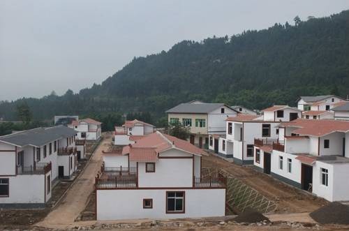 巴州镇（青海海东市民和回族土族自治县下辖镇）
