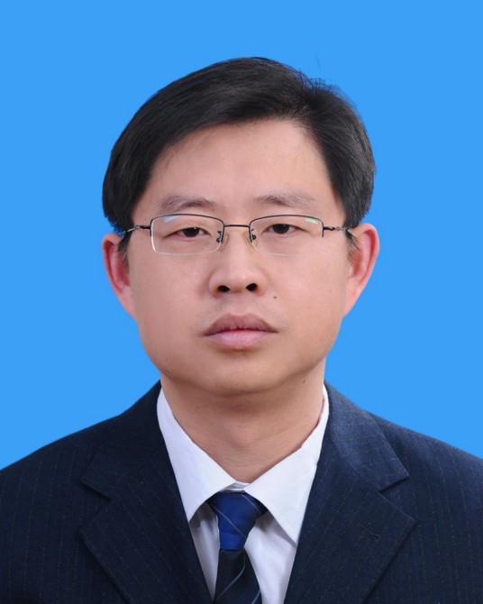 冯海（黑龙江省佳木斯市抚远市委副书记、组织部部长）