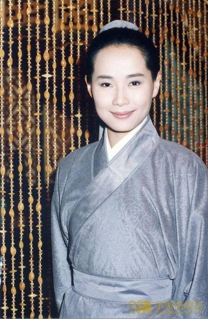 许仙（中国古代民间爱情传说《白蛇传》及其衍生作品中的男主人公）