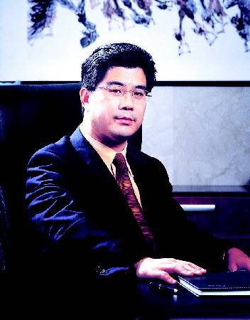 胡季强(浙江康恩贝制药股份有限公司名誉董事长)