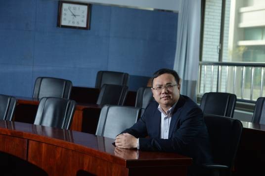 吴华林(湖北省中国青年旅行社董事长)