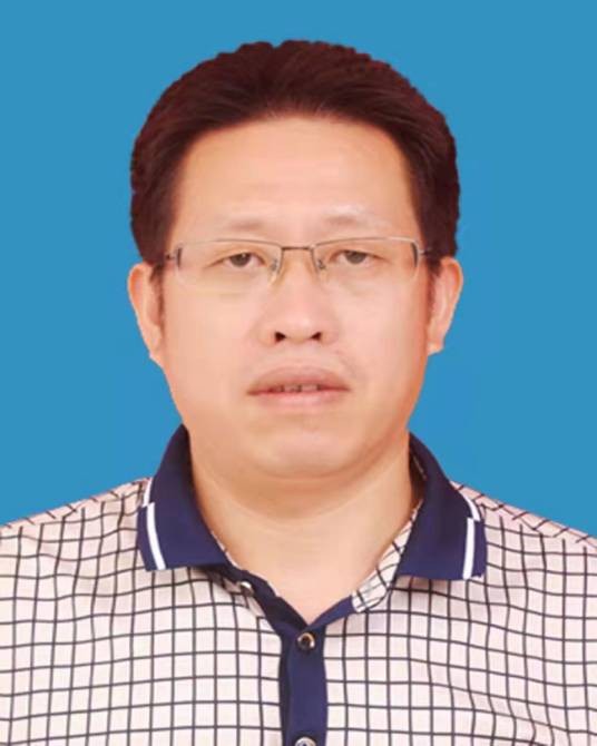 曾宪柏（赣州市机关事务管理中心主任）