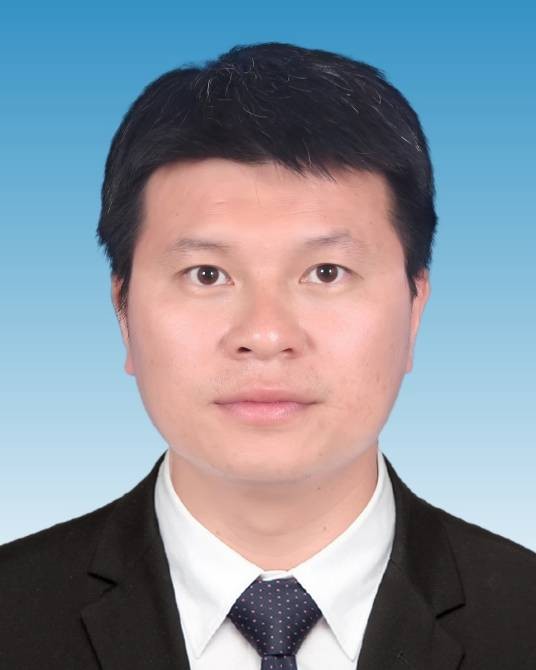 荣城（广西柳州市融水苗族自治县委常委）