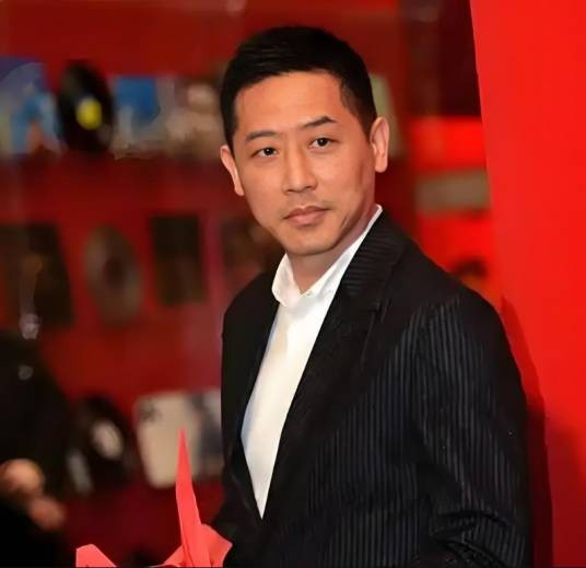 唐鹤德