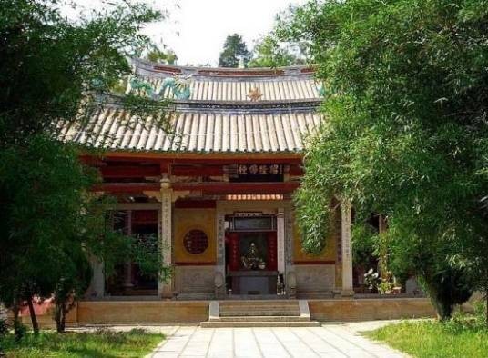 岩峰村(福建省泉州市晋江市金井镇下辖村)