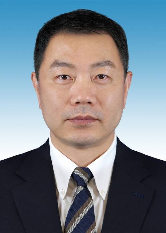 陈杰（上海市委常委，市人民政府副市长，市长兴岛开发建设管理委员会主任）
