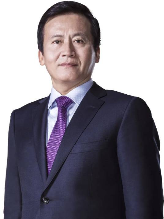 刘子斌(第十四届全国人大代表,鲁泰纺织股份有限公司董事长、总裁)