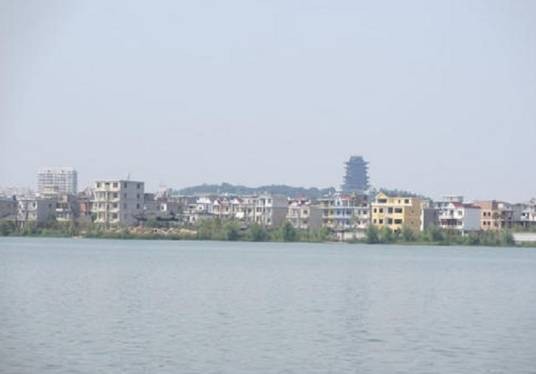 东湖公园(江西省上饶市鄱阳县境内公园)