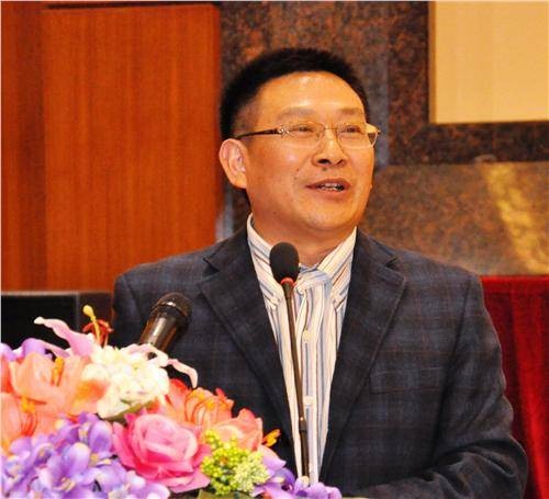 胡波(中国青年书法家协会会员)