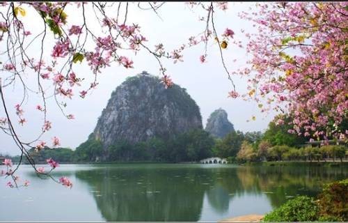 肇庆七星岩牌坊