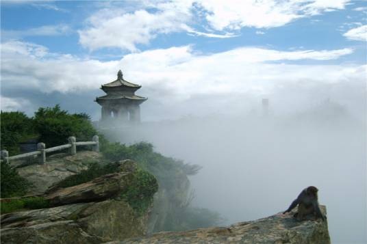 云台山（泰山山脉沂蒙山支脉江苏省连云港市余脉）