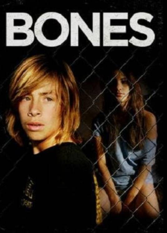 Bones（弗兰克·佩斯塔里诺执导的2010年美国成长题材电影）