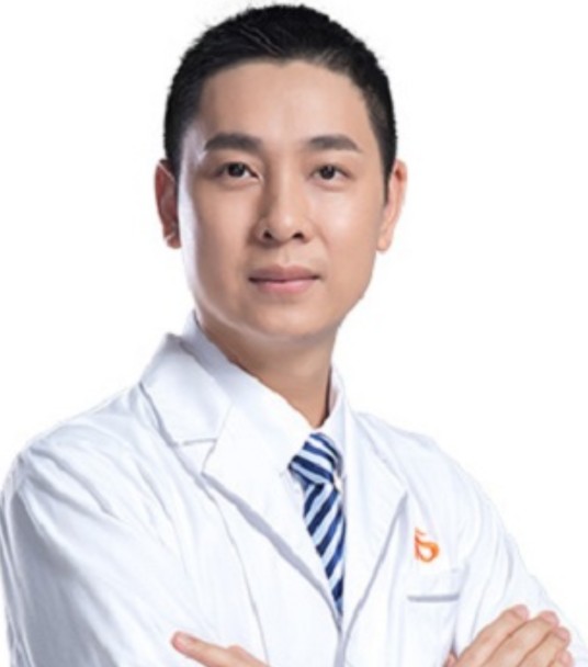 刘兴振(重庆美仑美奂整形美容医院外科医生)