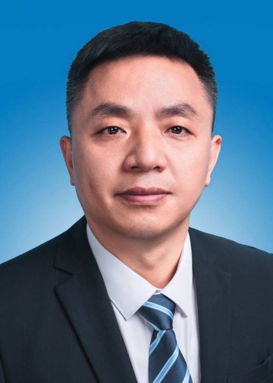 蒋云生(贵州省凯里市人民政府党组成员、副市长)