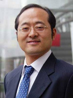 关文(上海证券报社长)