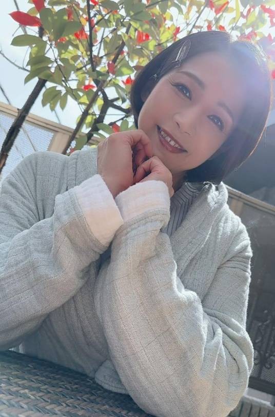 友田真希