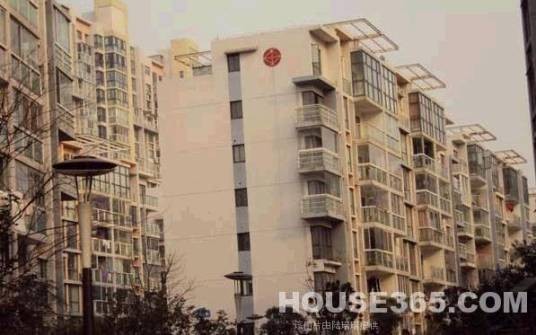 凤凰西街（江苏省南京市鼓楼区境内道路）