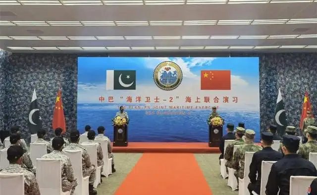 中国给“巴铁”造的军舰，出厂便参加军演，为何能这么快？