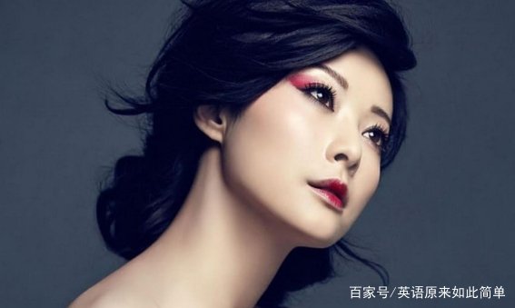 袁立宣布婚讯后骂声如潮，她难过回应：心有血渗出来。你怎么看？