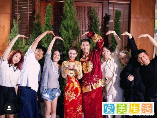 何超莲发婚礼感谢信,感谢朋友,家人!