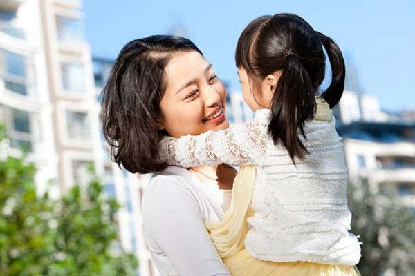 高一女生遭同班男生殴打,家长如何避免孩子遭受校园暴力?