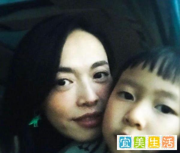 姚晨戏里被打，儿子难过哭泣，隔空喊话郭京飞别“欺负”妈妈