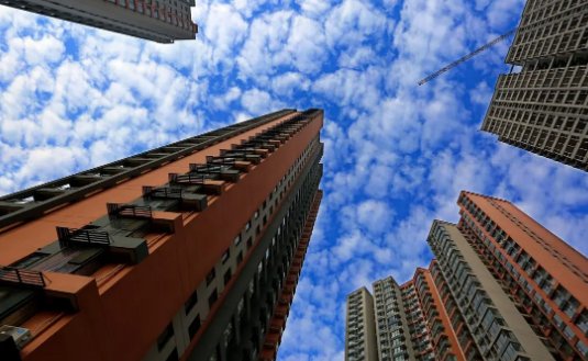杭州远郊楼盘单价打折送宝马，远郊楼盘为何卖不动？