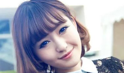《乡村爱情》中的“人间尤物”,气质全开, 冯溪的身材到底有多好?