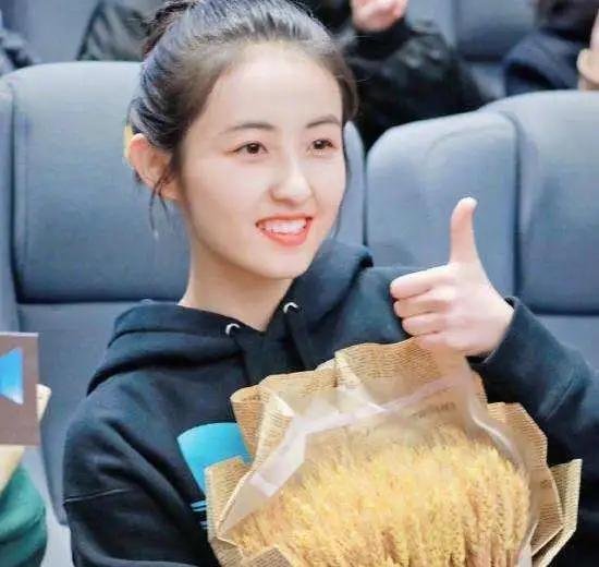 北电艺考成绩公布，张子枫只考了第三名，前两名要成明日之星？
