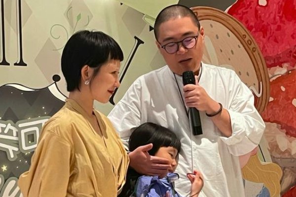 郝劭文女友身份被曝,主业是化妆师,两人是因何结缘的?