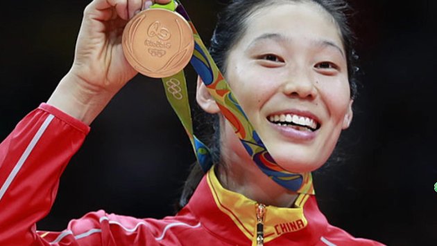 库里发文祝贺朱婷,朱婷的表现有惊艳到你吗?