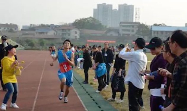 湖南31岁医生去世后遗体捐献母校,你如何看待捐赠遗体的行为?