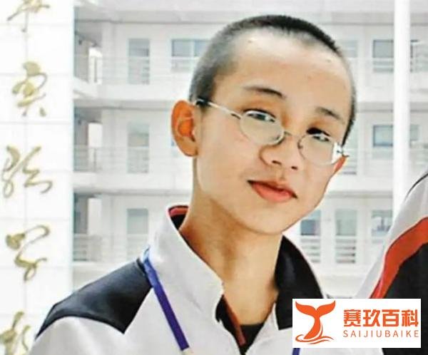 中国天才小伙有多牛？22岁破解世界级难题，拒绝美国绿卡回国效力