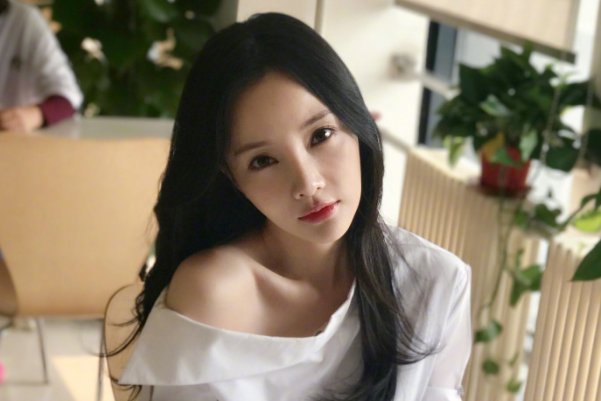 李小璐删结婚照，这是要彻底结束两人的婚姻和感情吗?