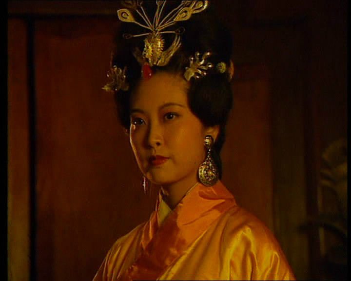 94版三国演义何皇后是谁扮演的