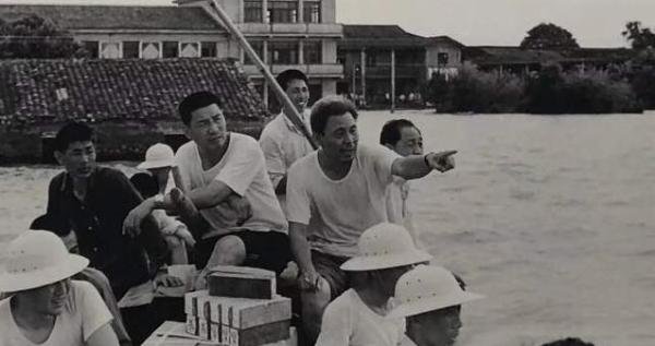 1975年河南暴雨日降水1060毫米,60座水库溃坝,死亡人数至今成谜