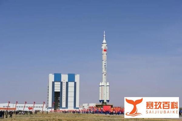 神舟十九号发射时间确定,3名航天员将出征,中国空间站10.28变轨