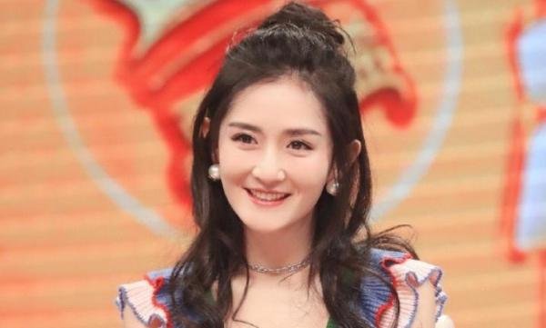 《浪姐4》中一公口碑翻车的谢娜,又凭哭上了热搜,评论区却全是嘲讽声