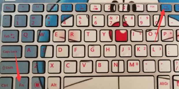 键盘上有字母打出来为什么都是数字呢？