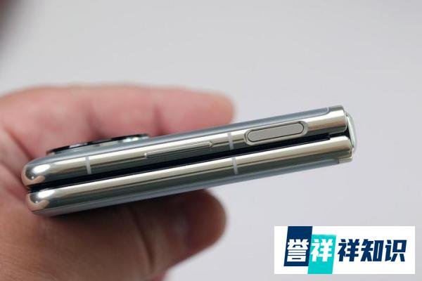 三星Z Flip5升级外屏、铰链,价格更贵!网友:那国产折叠屏太香了