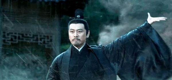 《雪中悍刀行》:轩辕敬城为何能容忍自己的妻子与老祖宗双修？
