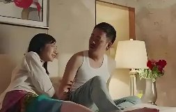 《老公不在家家公来照顾》剧情