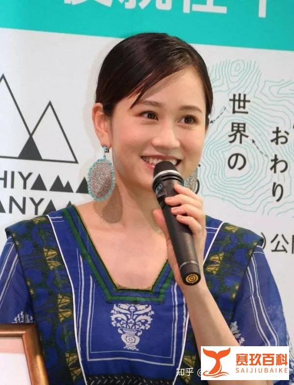 前田敦子产后首次亮相幸福洋溢 一年内人生大变样“吓了一跳吧”