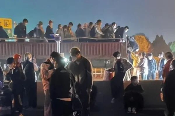 疫情中的郑州富士康,返乡人员多为河南籍短期工,为何多为短期工?